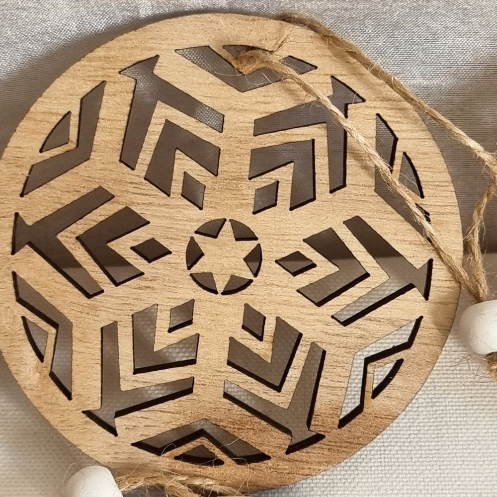 Tutte le decorazioni: 9 Stk.Originalverpackte Holz Mandala mit Schur / 7, 7 cm – Nuovo e nell'imballaggio originale da Rupperswil venduto da moni_2024 3