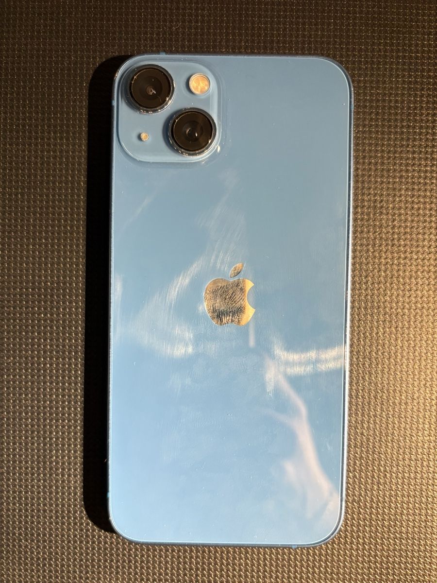 Apple Telefoni cellulari / Smartphones: iPhone 13 – Usato da Flüelen venduto da jen_2gyz