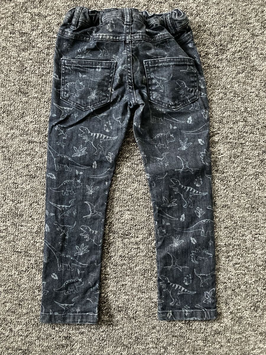 Frugi Pantaloni: Frugi Jeans Dinos 110/116 – Usato da Chur venduto da Tommm 1