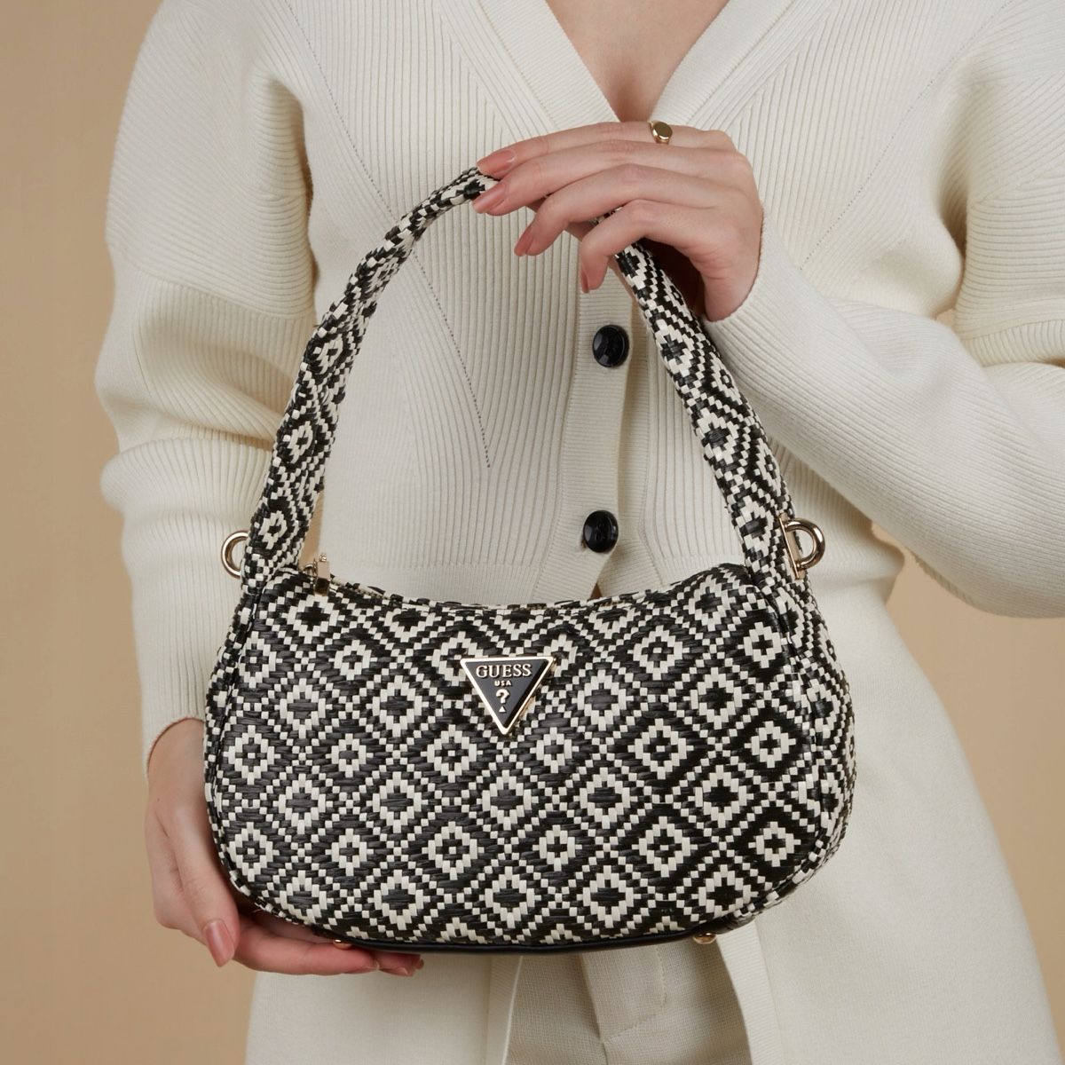 Guess Taschen für Damen: Guess Handtasche – Neu (gemäss Beschreibung) aus Sarmenstorf von Nathaliie_21 1