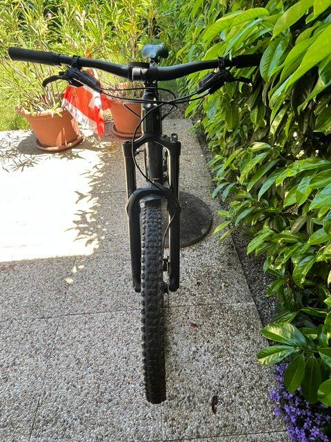 Merida Velos: Vente VTT Merida one-sixty 6000 shiny black – Gebraucht aus Chêne-Bougeries von mbu_r2k8 2