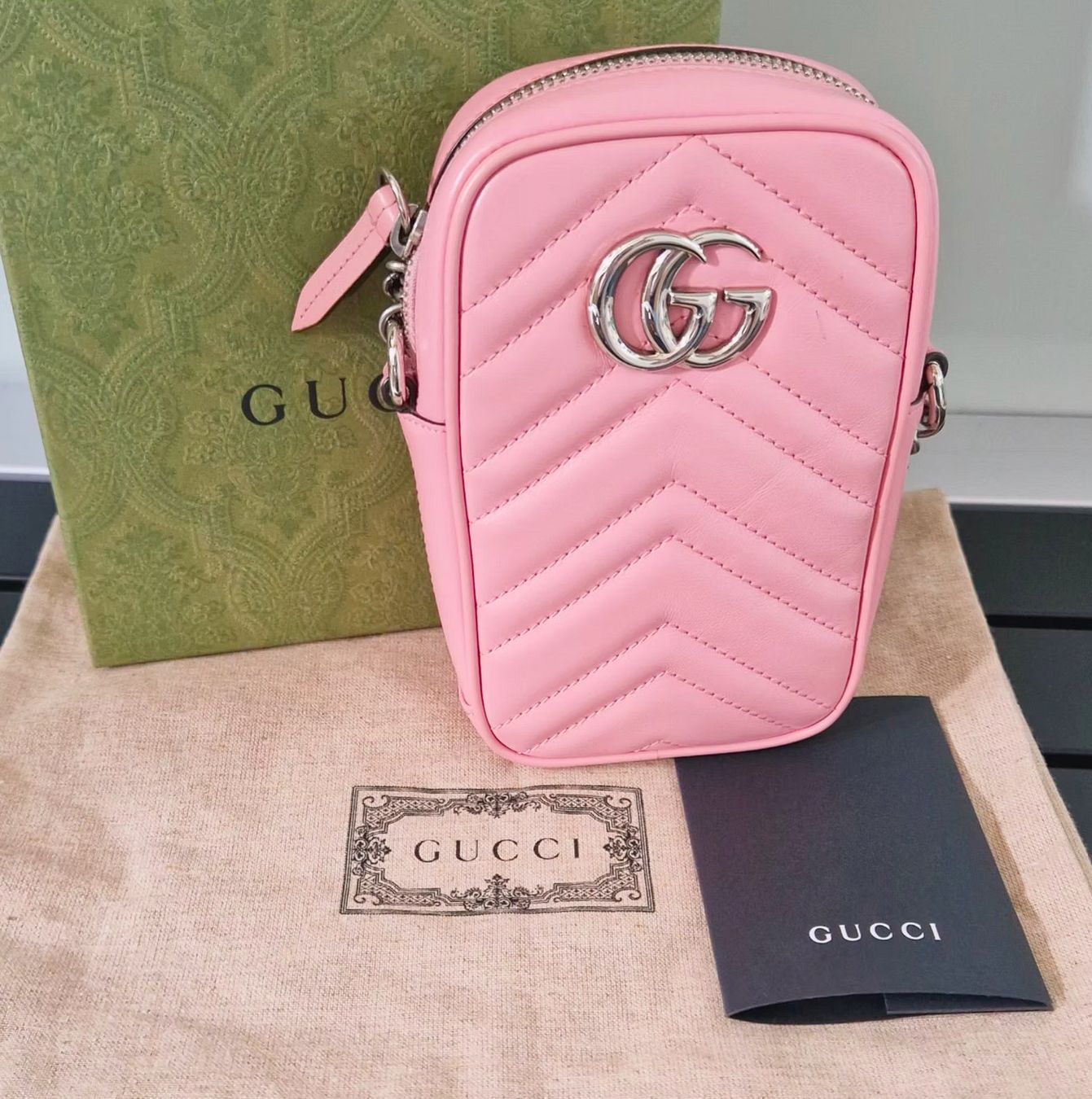 Gucci Borse da donna: Gucci Marmont Small Shoulder Bag – Usato da Zürich venduto da Liloubags