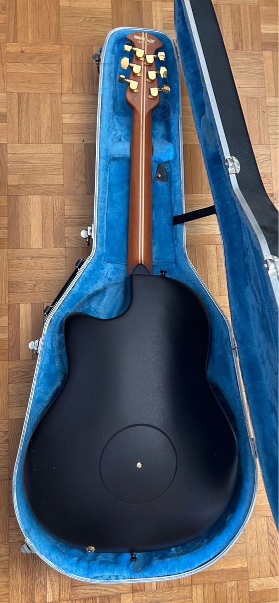 Ovation Strumenti musicali: Ovation Gitarre mit Koffer - Top Zustand – Nuovo (secondo la descrizione) da Zürich venduto da bopeja 2