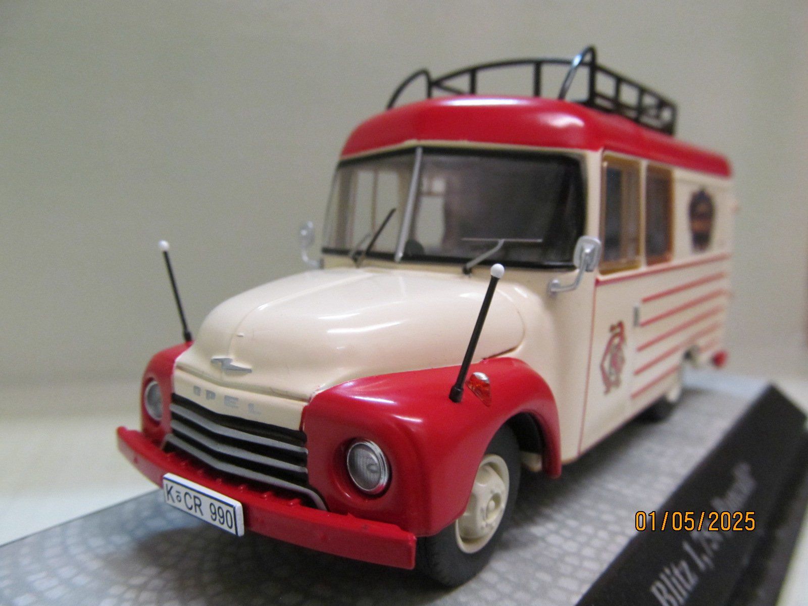Opel Modellini d'auto: OPEL BLITZ CIRCUS RONCALLI    1:43 PREMIUM CLASSIXXS – Nuovo e nell'imballaggio originale da Grueningen venduto da malamut56 4