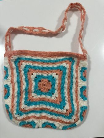 Sac en laine fait à la main