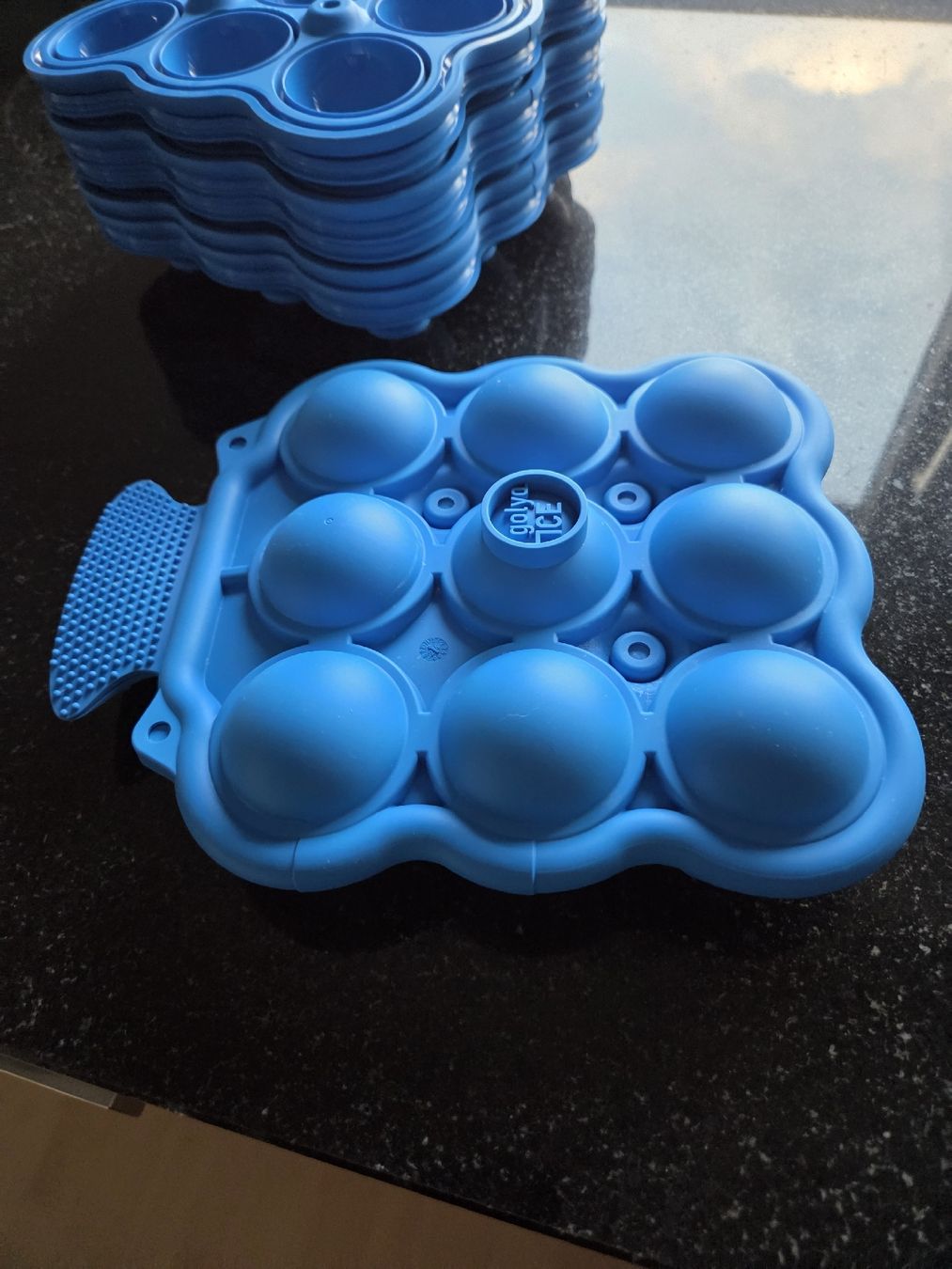 Elettrodomestici da cucina: Golyo Eiskugel-Formen, clever, genial – Nuovo (secondo la descrizione) da Hinwil venduto da Mauso1 2