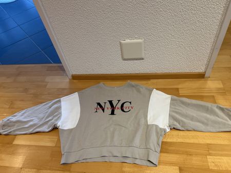 Pullover mit New York Design