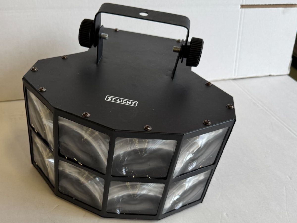 Lampade: St-Light LED Shell Light Lichteffekt / Flowereffekt – Usato da Däniken SO venduto da Profog1 3