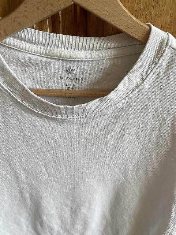 T-shirt: H&M T-Shirt Weiss – Usato da Dübendorf venduto da LeonhardsRicardo 1