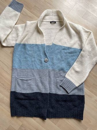 Paola Burani Cardigan Gr. M neuwertig