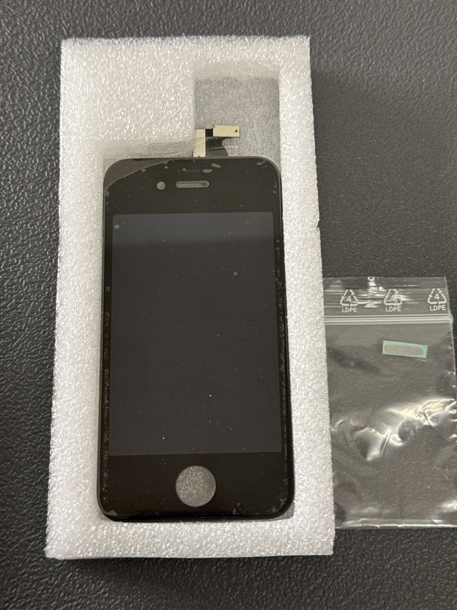 Apple Handys / Smartphones: iPhone 4/4s Display schwarz – Neu und originalverpackt aus Basel von BeSerious