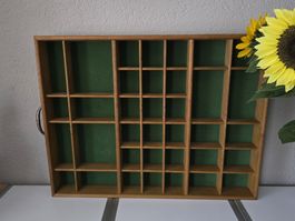 antiker Setzkasten mit Samt und Schubladengriff 60.8x46.3 cm
