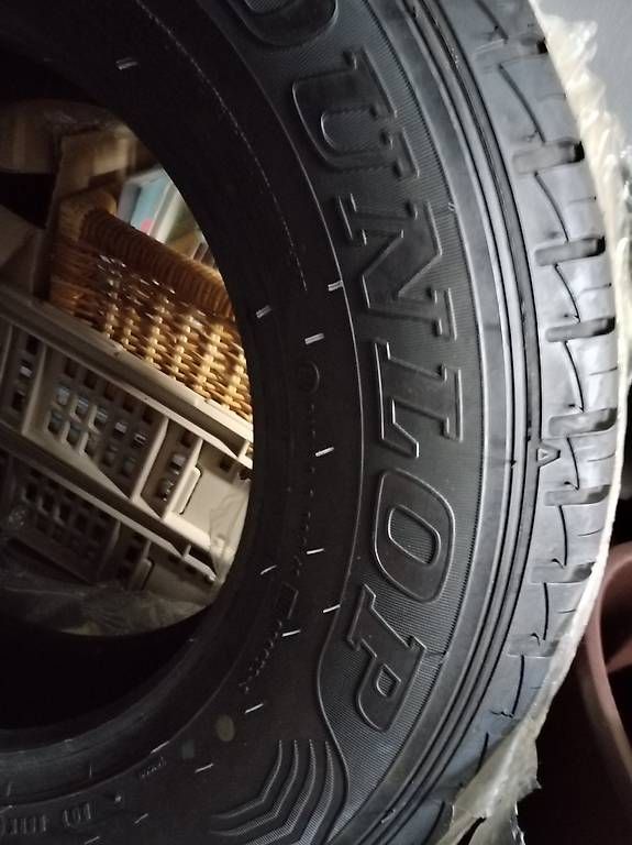 Pneus & Kompletträder: Dunlop LT 185 R14C, NEU – Gebraucht aus Riehen von Ricardolix
