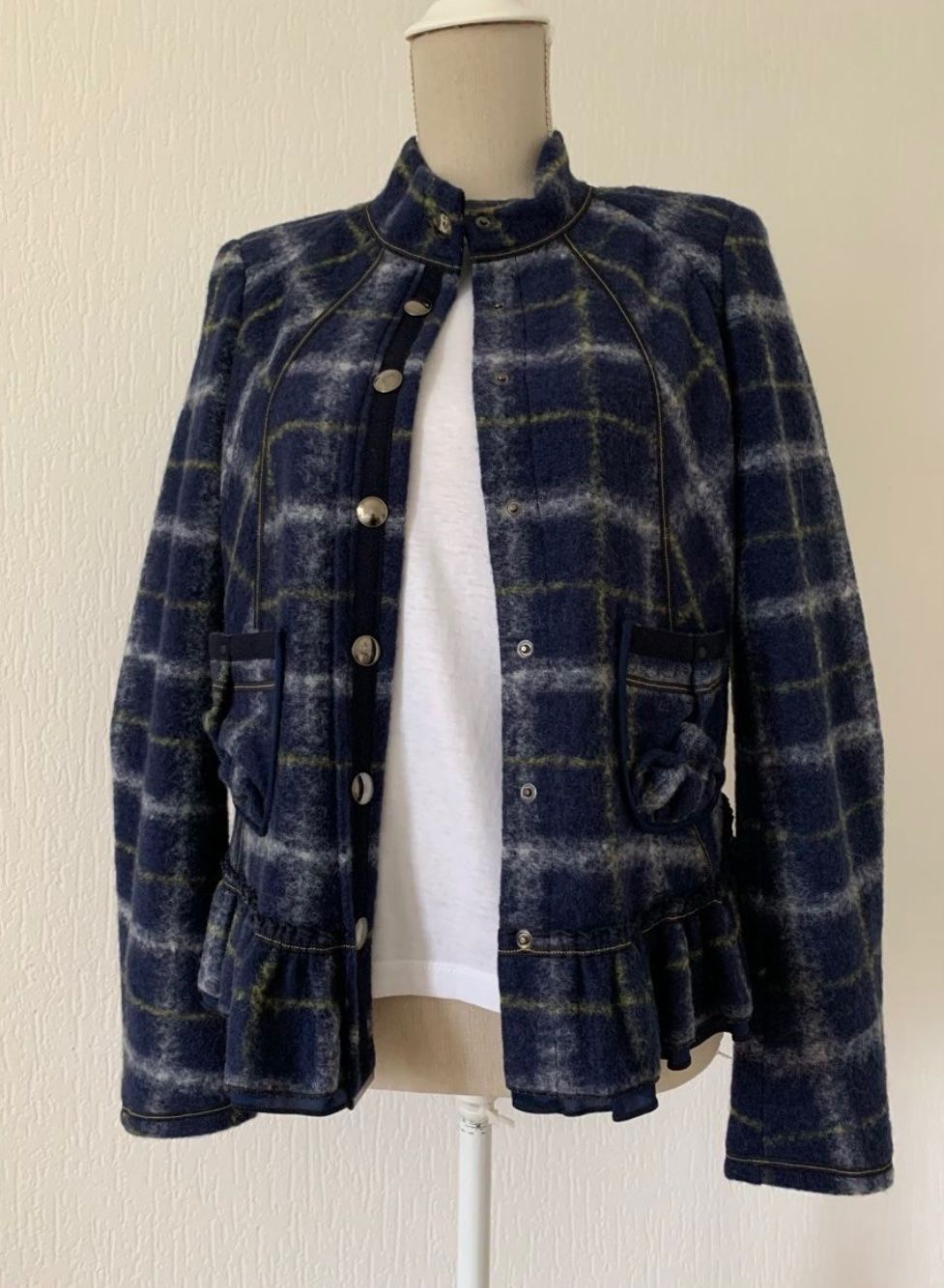 High Giacche: Veste High neuve taille 34 – Nuovo (secondo la descrizione) da Gland venduto da TallyEva 2