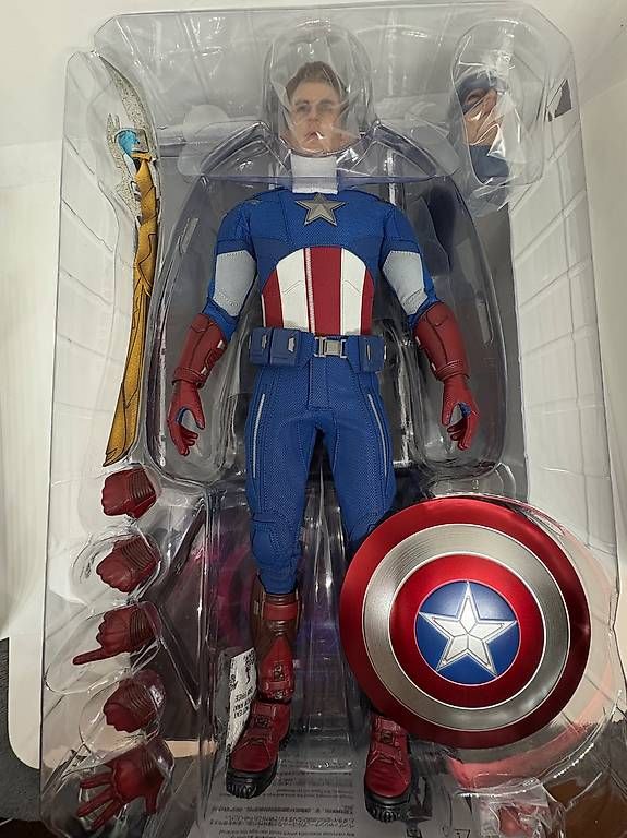 Hot Toys Statuette: Hot toys - Captain America 2012 Version – Usato da Horn venduto da tantor7 1