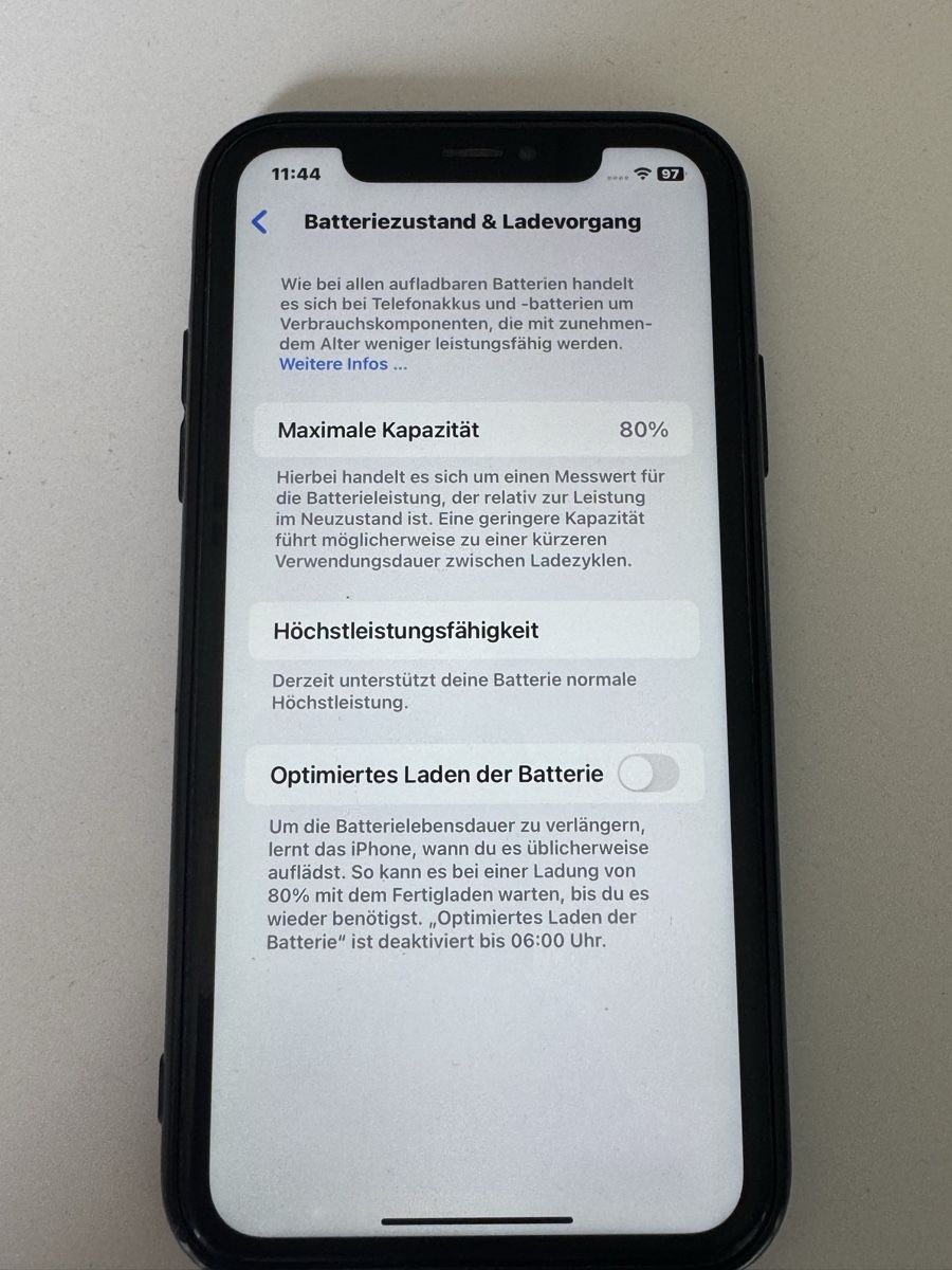 Apple Telefoni cellulari / Smartphones: iPhone XR 128 GB Schwarz, ab 1. – Usato da Uitikon Waldegg venduto da westsaigon 5