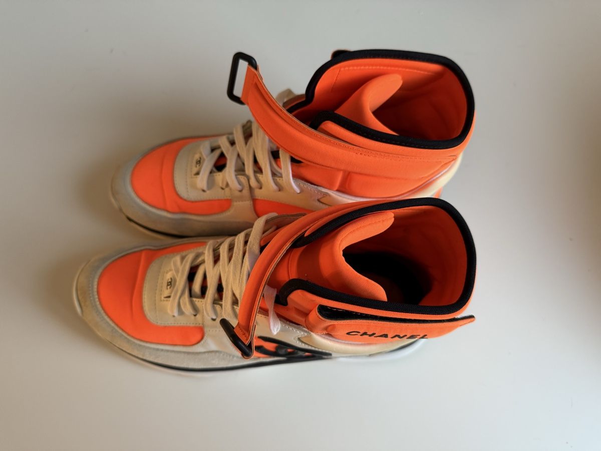 Chanel Scarpe da donna: Chanel Sneakers Turnschuhe – Usato da Winterthur venduto da 11.11 2