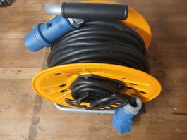 Millea Kabeltrommel CEE 230V 25m