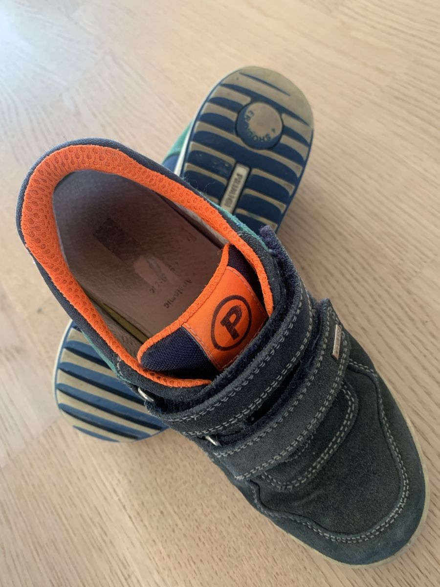 Primigi Scarpe per ragazzi: Coole Primigi Halbschuhe, Gr. 35, Veloursleder – Usato da Münsingen venduto da fam_277y 4