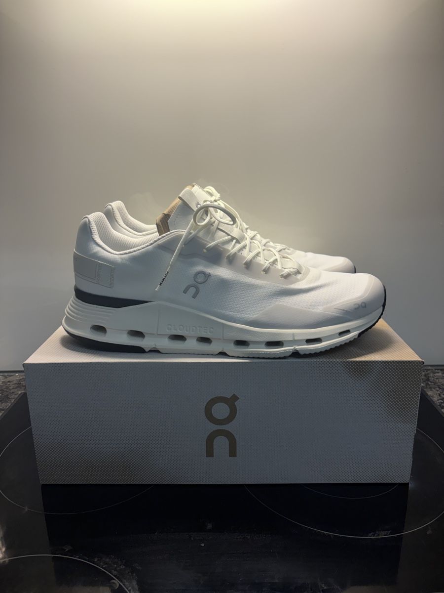 On Scarpe da uomo: "NEUWERTIG" ON Cloudnova – Nuovo e nell'imballaggio originale da Thalwil venduto da lean21