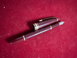 Montblanc Füllfeder 14 k Gold  Feder