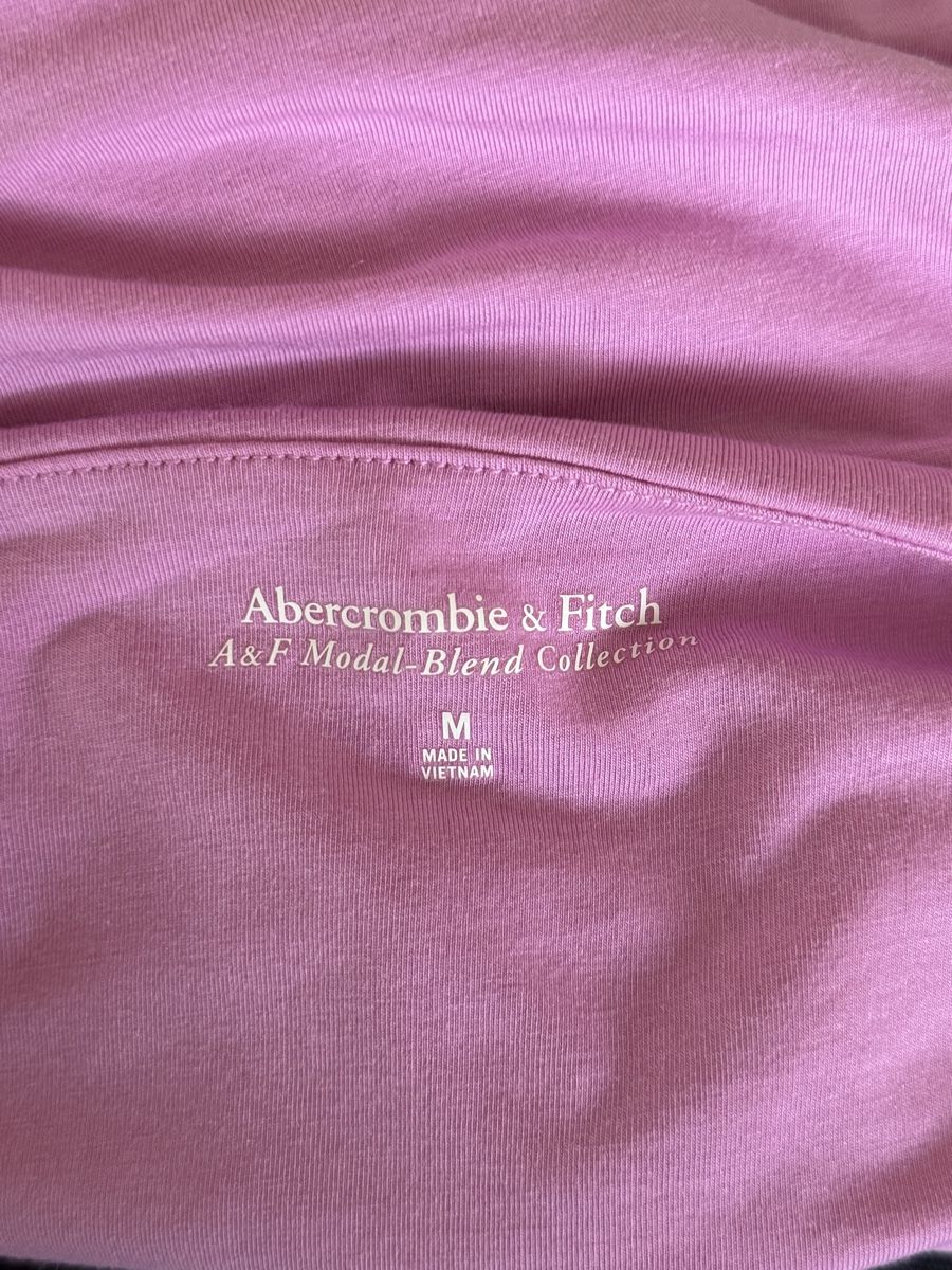 Abercrombie Top: A&F Top – Nuovo (secondo la descrizione) da Niederuzwil venduto da Lisascloset 3
