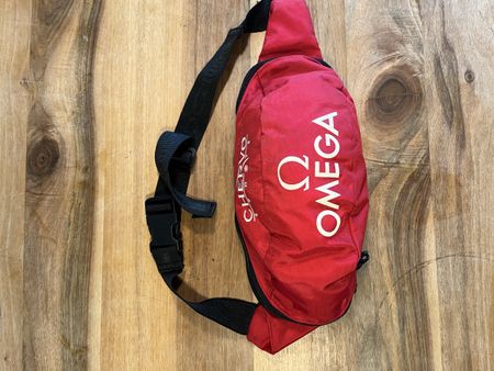 Omega Bauchtasche, Rot, neuwertig, Regenschutz, Top Zustand!