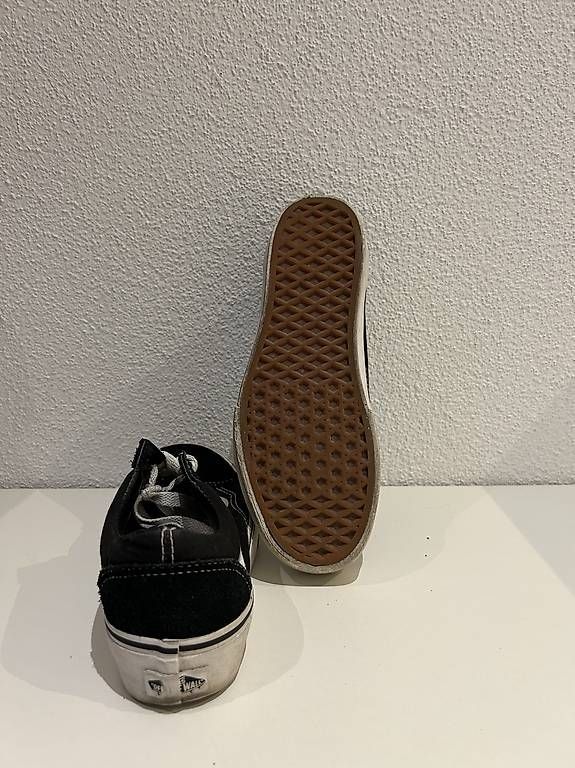 Scarpe da uomo: VANS Old Skool Grösse 36 – Usato da Merenschwand venduto da exclusive4you5634 3