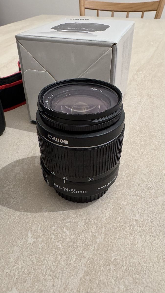 Canon Fotocamera: Canon EOS 60D mit 3 Objektiven und Akku. – Usato da St. Gallen venduto da D.Bimaru 2