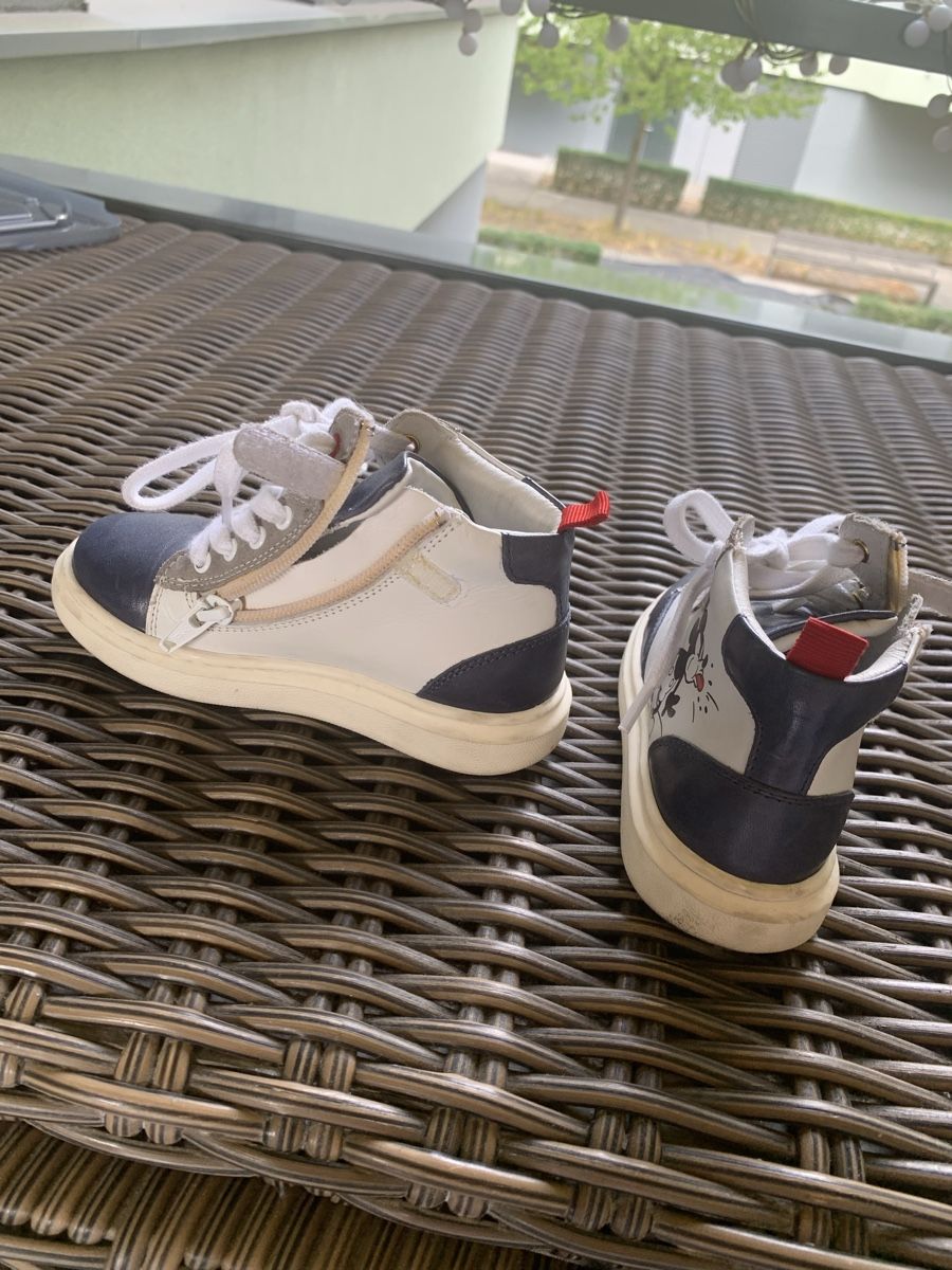 Schuhe für Jungen: Kindersneakers  – Gebraucht aus Pratteln von ser_lnf5 1