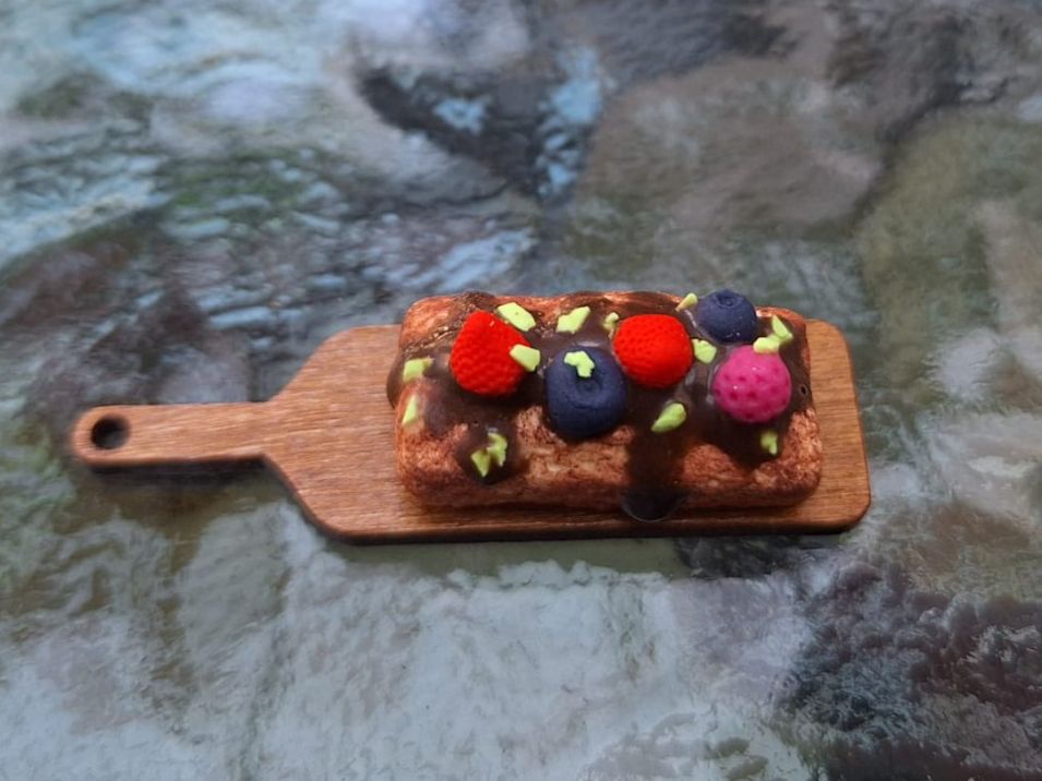 Case e mobili per bambole: Handmade Pistazien Beeren Cake – Nuovo (secondo la descrizione) da Zürich venduto da HandmadeTinyFood 3