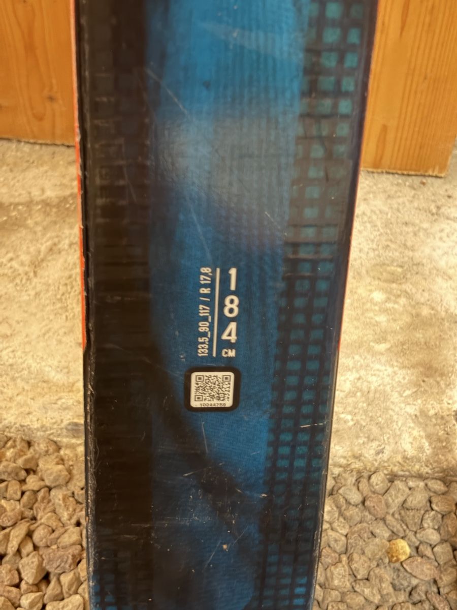 Atomic Sci: Lot atomic FT skis-chaussures-bâtons  – Usato da Collonges venduto da Nivek_They5 5