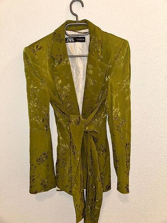 ZARA Blazer mit Bindegürtel Gr. M