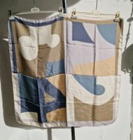 Seidenfoulard “Zahlen” ecru-blau-beige ca. 87 x 84cm