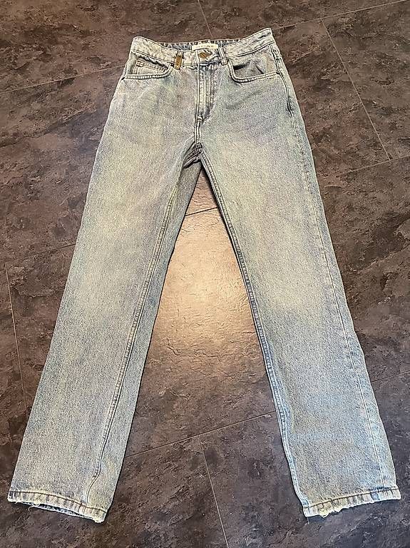 Hosen: Neue Baggy Jeans, Grösse 28 – Gebraucht aus Rüschegg Heubach von sharky81