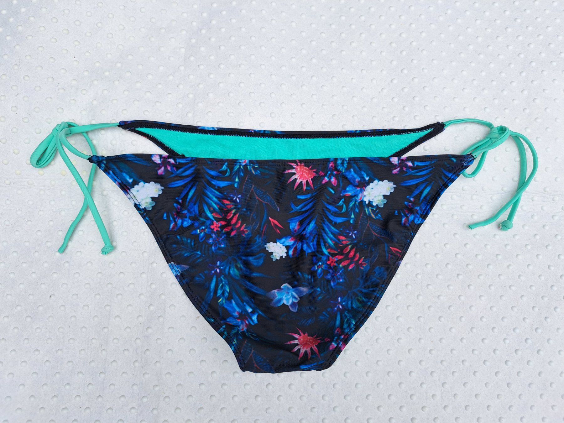 Costumi da bagno & Bikini: NEU! "PULP" Badeslip Damen Gr. M – Nuovo e nell'imballaggio originale da Gysenstein venduto da joshuas81 1