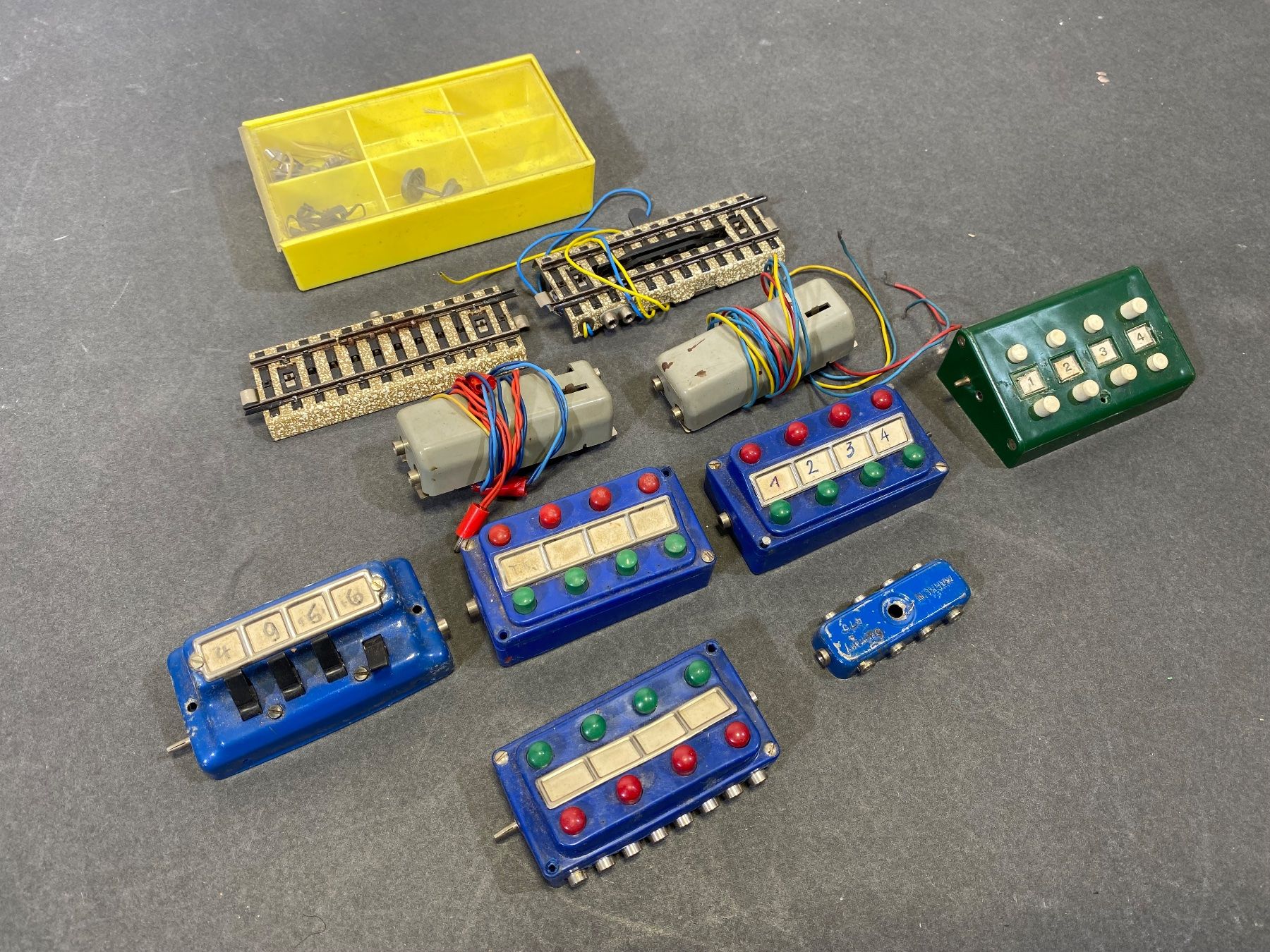 Märklin Modellini di ferrovie: ✅    Altes Märklin Set SBB CFF – Usato da Zürich venduto da trashtussi 6