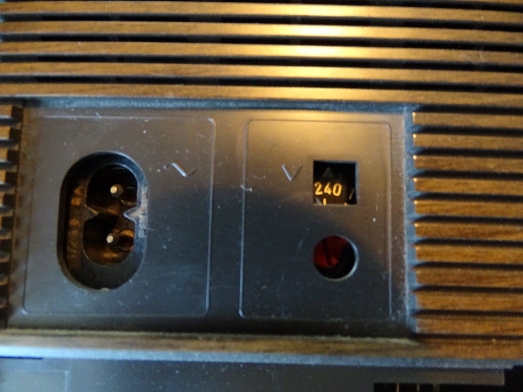 Philips Radios: Philips RC Radiorecorder  defekt – Defekt aus Hirzel von Musicman03 7