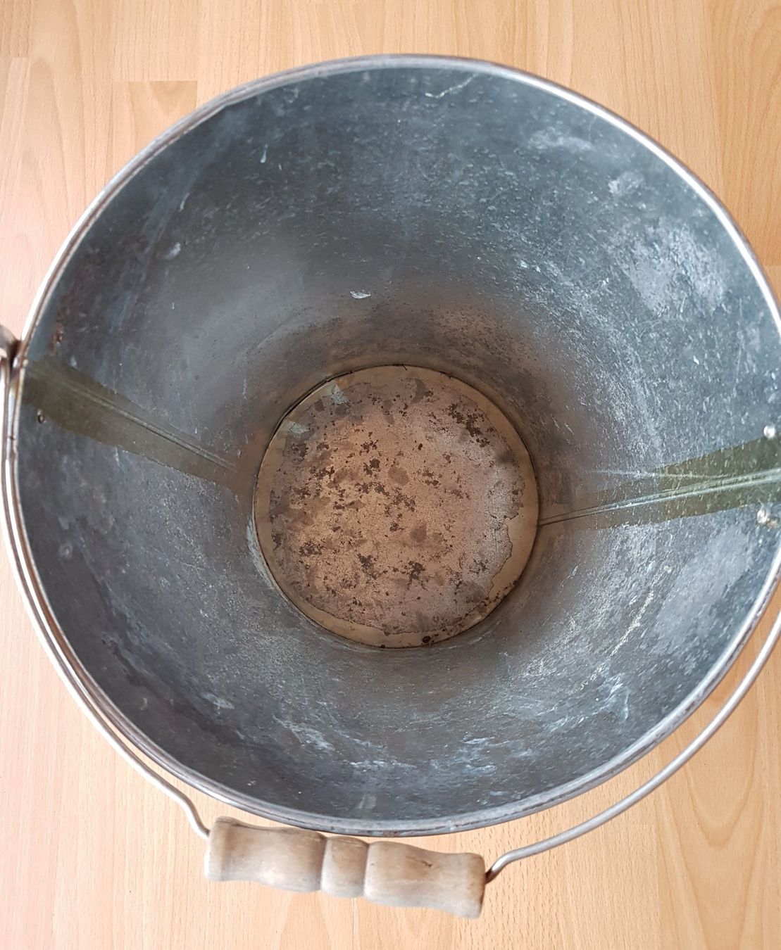 Altro per la casa: GROSSER ZINKEIMER / OSTERHASEN – Usato da Sax venduto da prinzenrollen 3