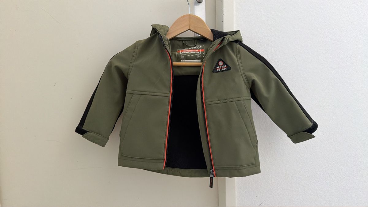 Giacche & Cappotti: Softshelljacke Killtec olivgrün neuwertiger Zustand – Usato da Nussbaumen AG venduto da Habiana
