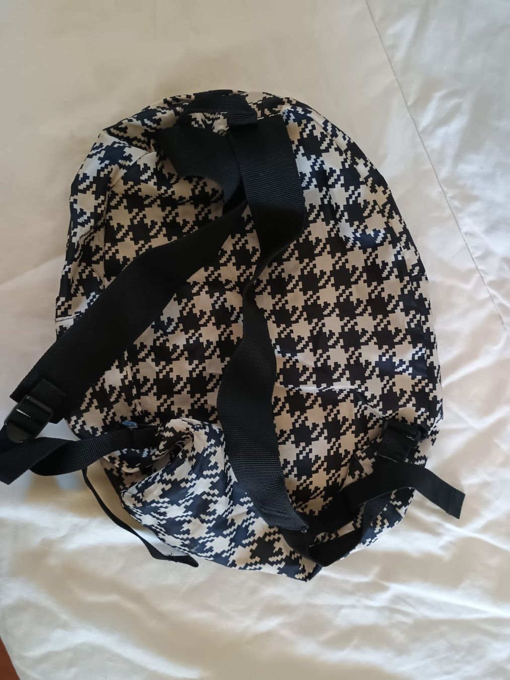 Zaini: Faltrucksack – Usato da Zürich venduto da Averandomage 3