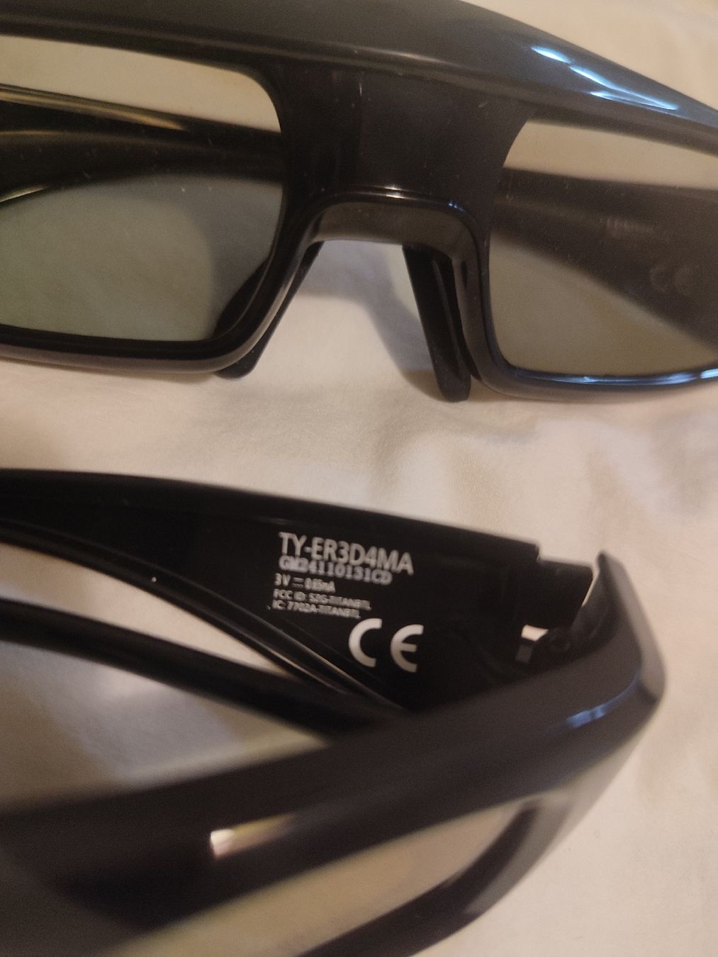 Panasonic Occhiali & Lenti: 2x lunettes 3D Panasonic TY-ER3D4MA – Usato da Bougy-Villars venduto da Vogue 1