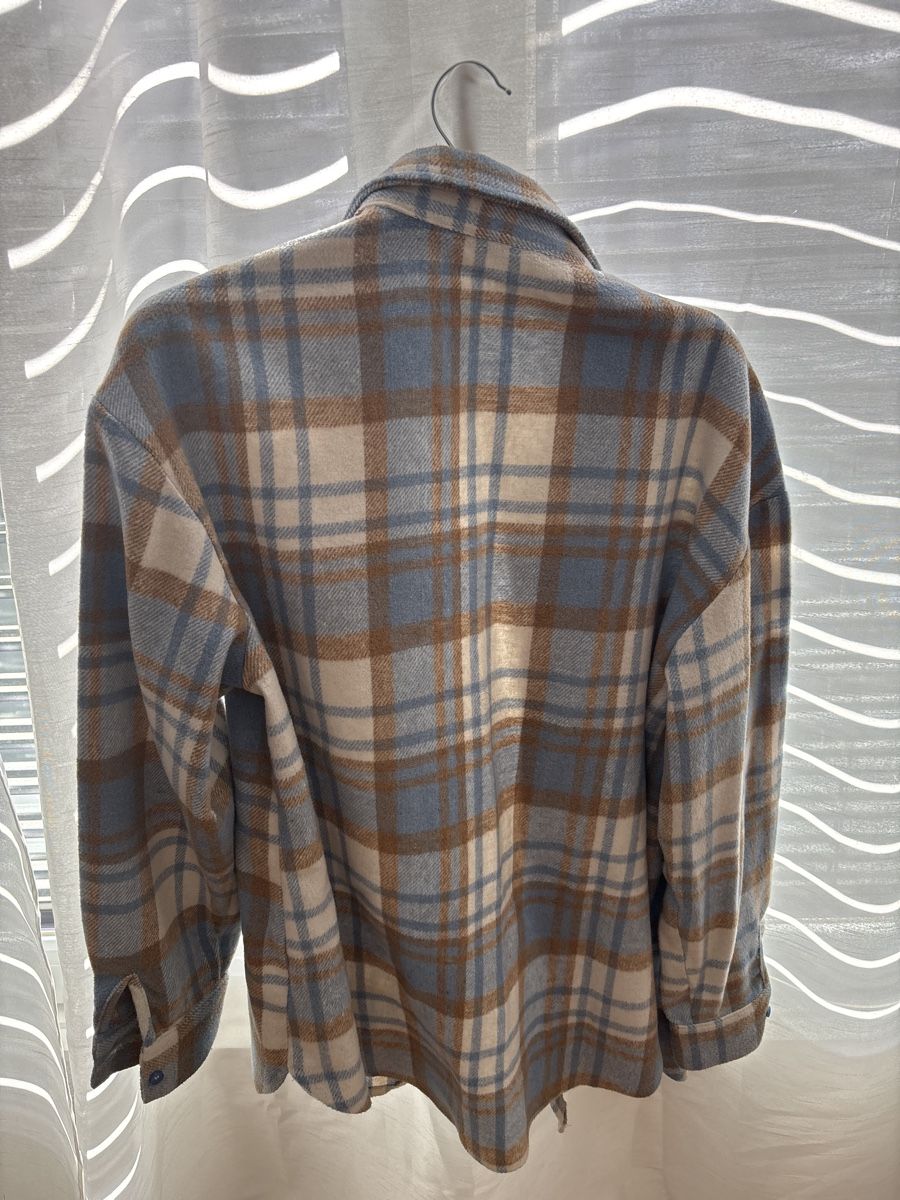 Camicette: Chemise – Usato da Lausanne venduto da Mbama23 1