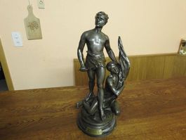 SCULPTURE "MEDAILLE AU SALON"  CH.PERRON