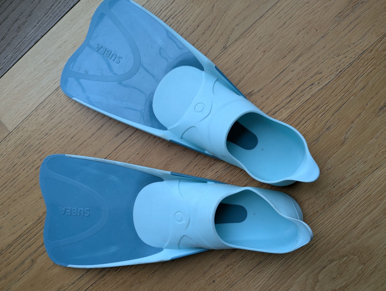 Flossen, Masken & Schnorchel: Schwimmflossen Grösse 30 - 31 – Gebraucht aus Wallisellen von Taurusit