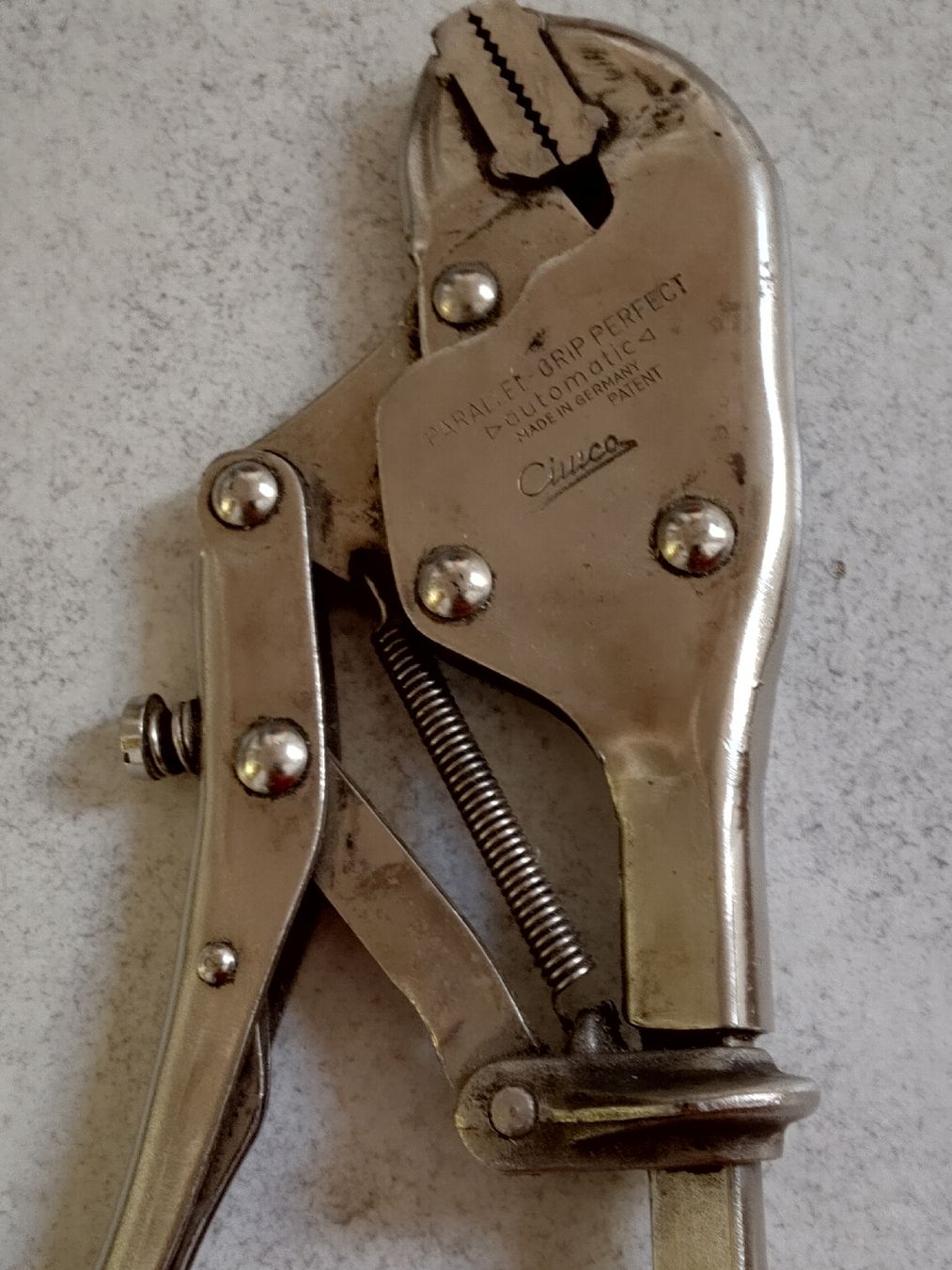 Tous les outils: 2 Gripzangen – D'occasion à Langenthal par lineal55 5