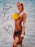 Gina-Lisa Lohfink - Autogramm auf sexy Foto