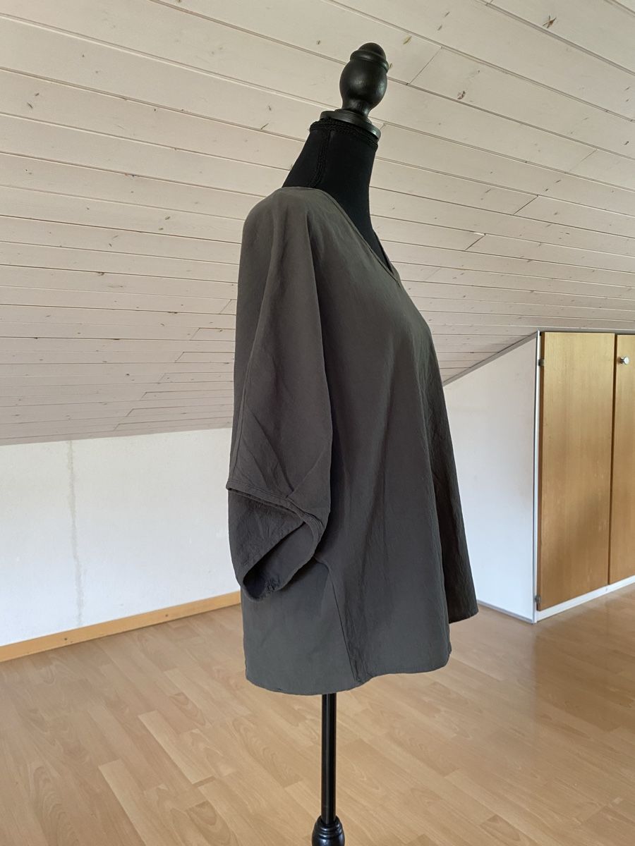 Only Tops: Luftiges Damen Oberteil L dunkelgrün – Neu (gemäss Beschreibung) aus Buochs von H16 1