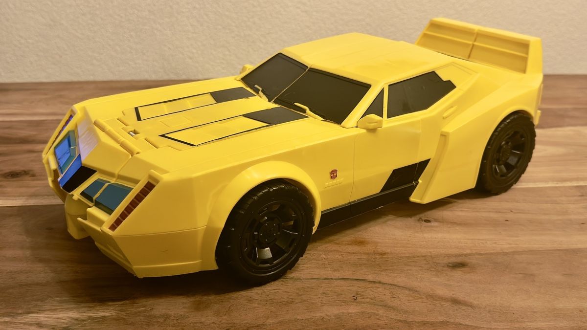 Statuette: Transformers Bumblebee Figur mit Auto-Modus (gross) – Usato da Thayngen venduto da AyhanSH 3