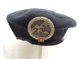 Schweizer Armee Béret mit Emblem sehr schön! TWINT möglich